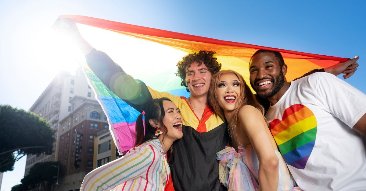 Pride Month คืออะไร มีที่มาจากไหน ทำไมต้องธงสีรุ้ง
